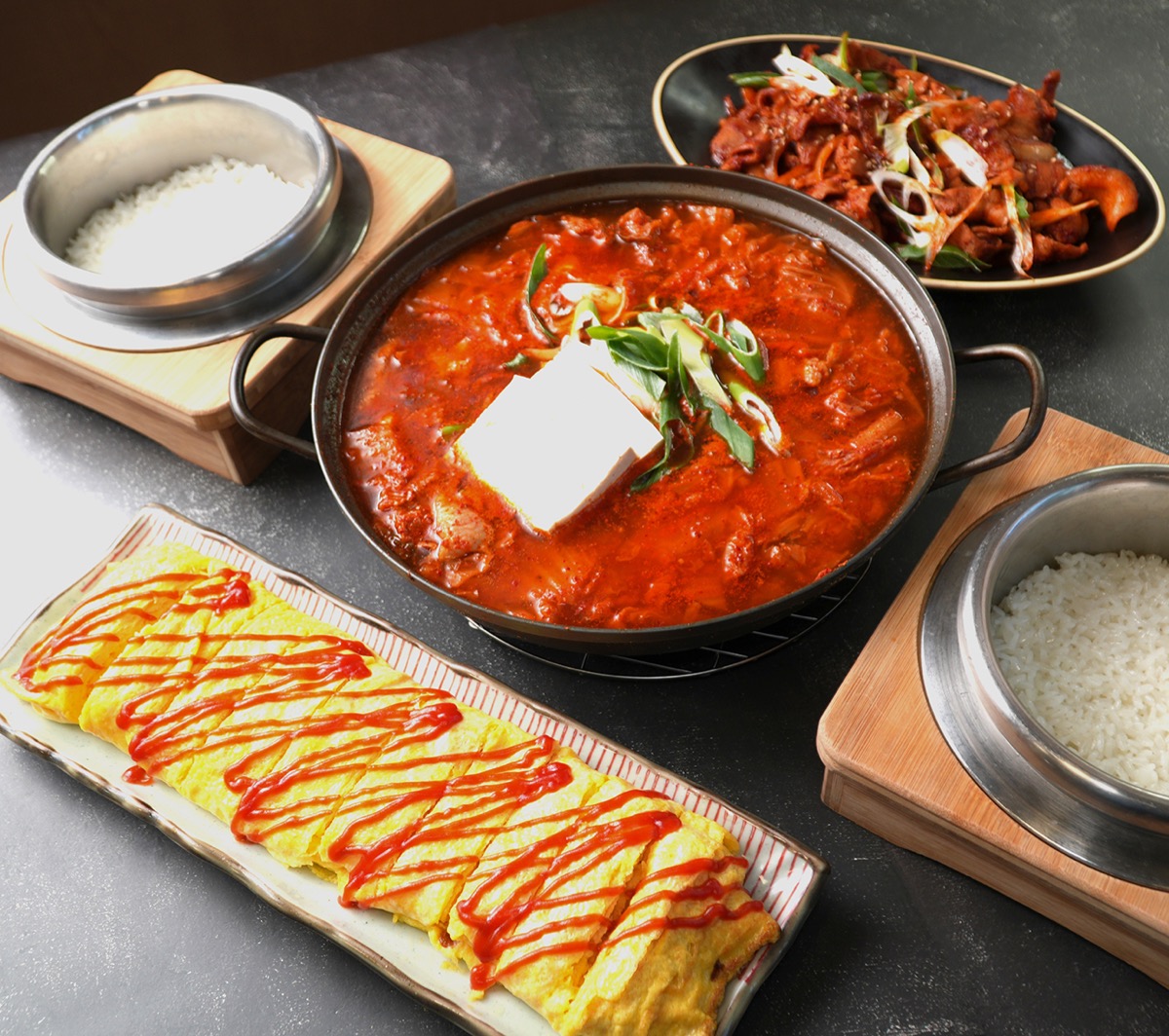 오늘도풍년 아산음봉본점 통목살 김치찌개 상차림