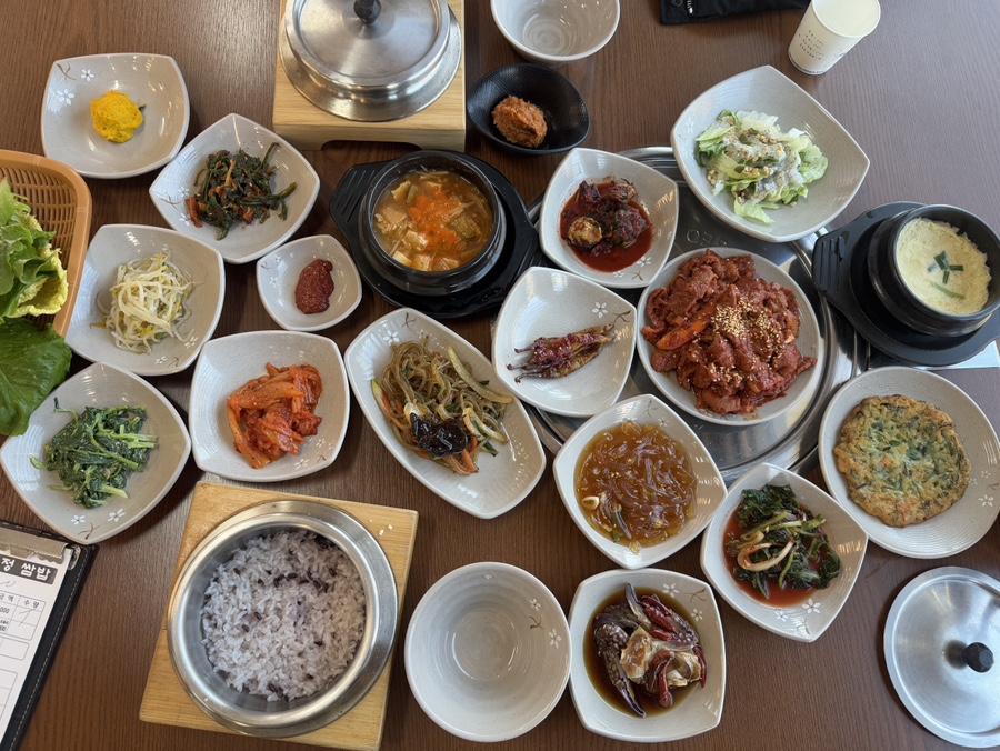 고목정쌈밥 본점 제육쌈밥 한상차림