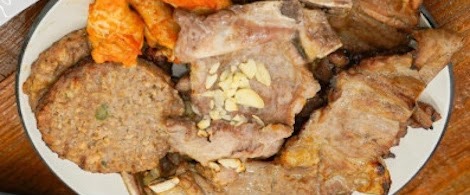 담양담빛갈비 셀프바에서 담아 온 돼지갈비·떡갈비·닭봉 한 접시