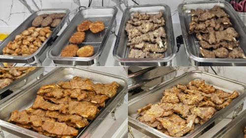 담양담빛갈비 셀프바의 돼지갈비·닭갈비·떡갈비·돈가스 트레이