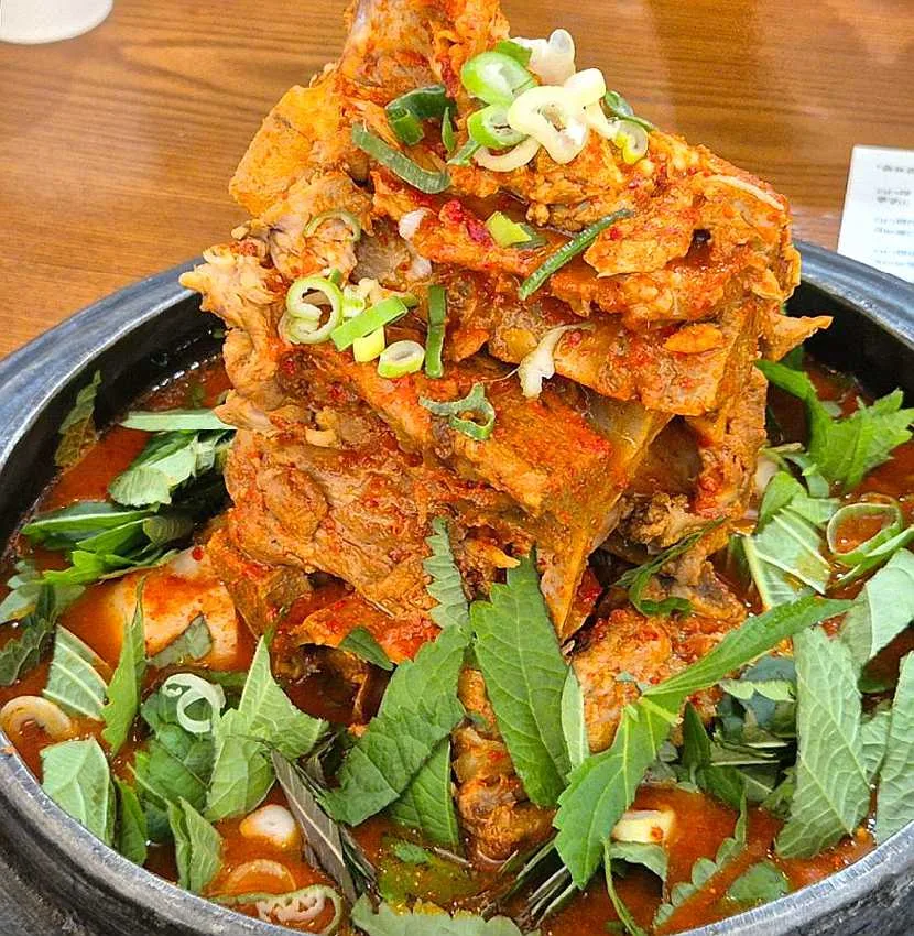 발해감자탕 을지로본점 감자탕